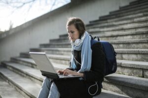 How to Study and Travel at the Same Time